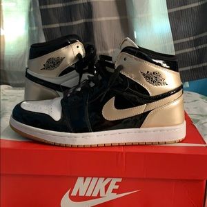 Jordan 1 top 3 gold